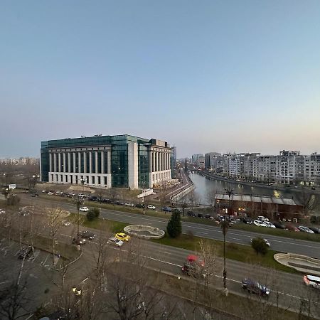 Unirii Lake Tribunal Βουκουρέστι Εξωτερικό φωτογραφία
