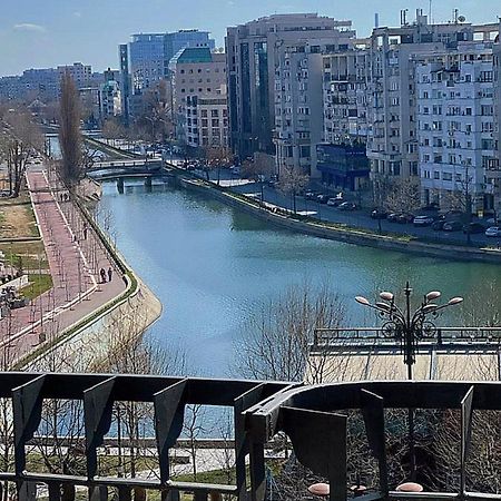 Unirii Lake Tribunal Βουκουρέστι Εξωτερικό φωτογραφία