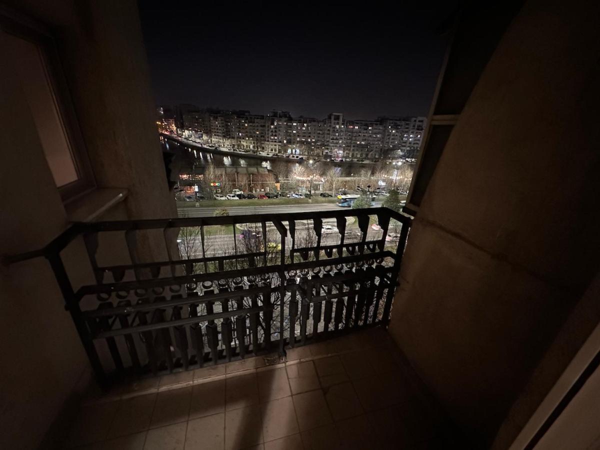 Unirii Lake Tribunal Βουκουρέστι Εξωτερικό φωτογραφία